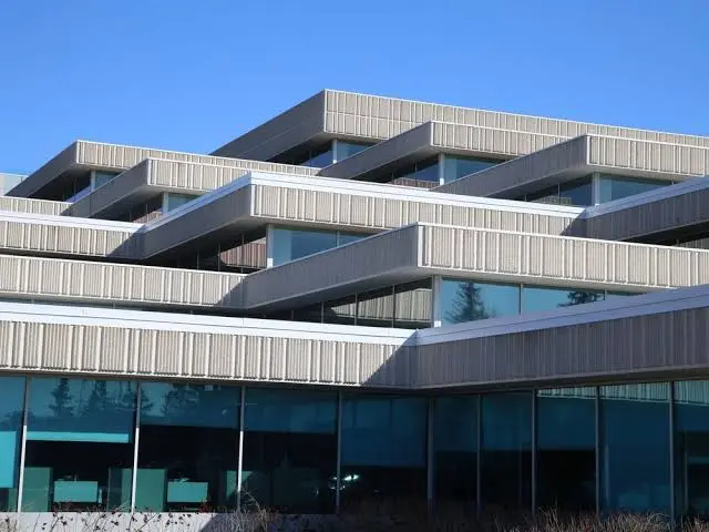 Exterior view of the CRA Sudbury Tax Centre building located at 1050 Notre Dame Avenue
